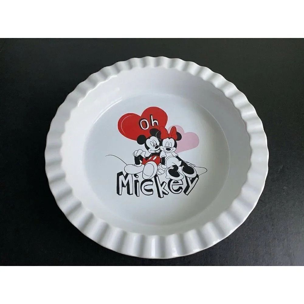DISNEY MICKEY MINNIE MOUSE VAlentine’s PIE DISH BOWL Round 9” Ceramic New